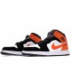 Air Jordan 1 Mid ShatteČervené Backboard Bílý/oranžový/Černá 554724 058 Pánské a dámské AJ1 teniska